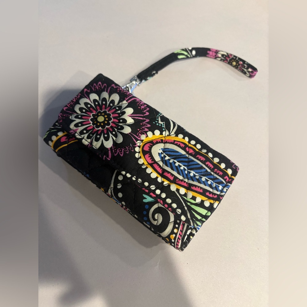 Vera Bradley Black Floral Paisley Quilted Wristlet Phone Bag